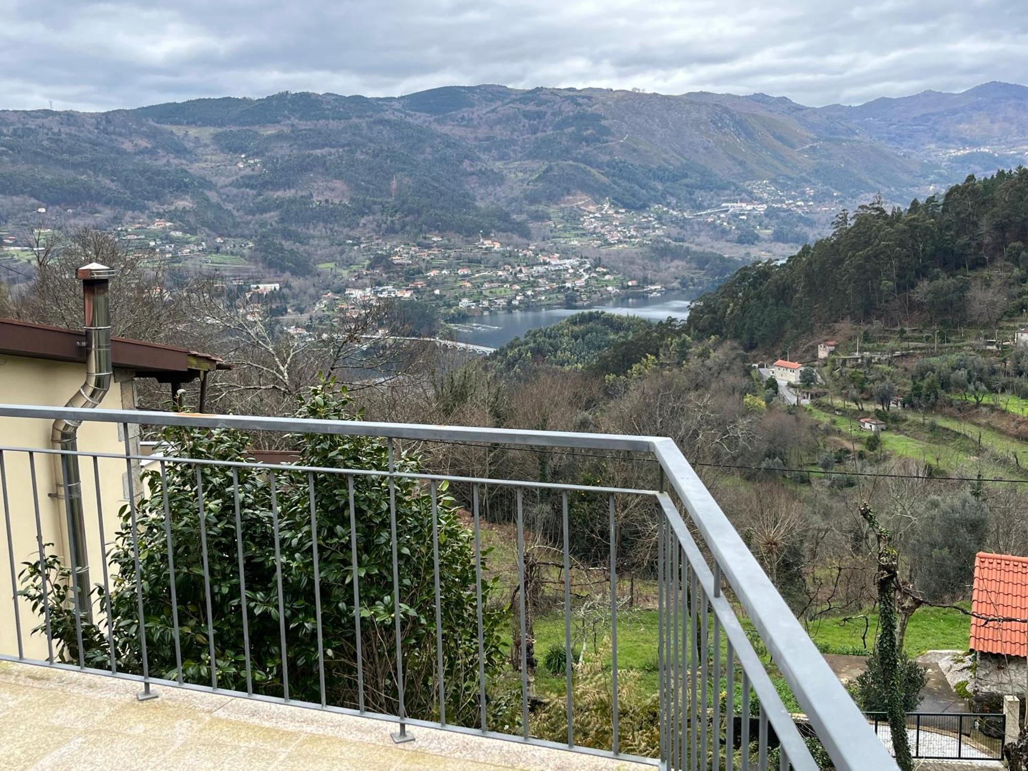 Casa De Casarelhos - Vistas Rio, Campo E Montanha - Lareira Διαμέρισμα Geres Εξωτερικό φωτογραφία