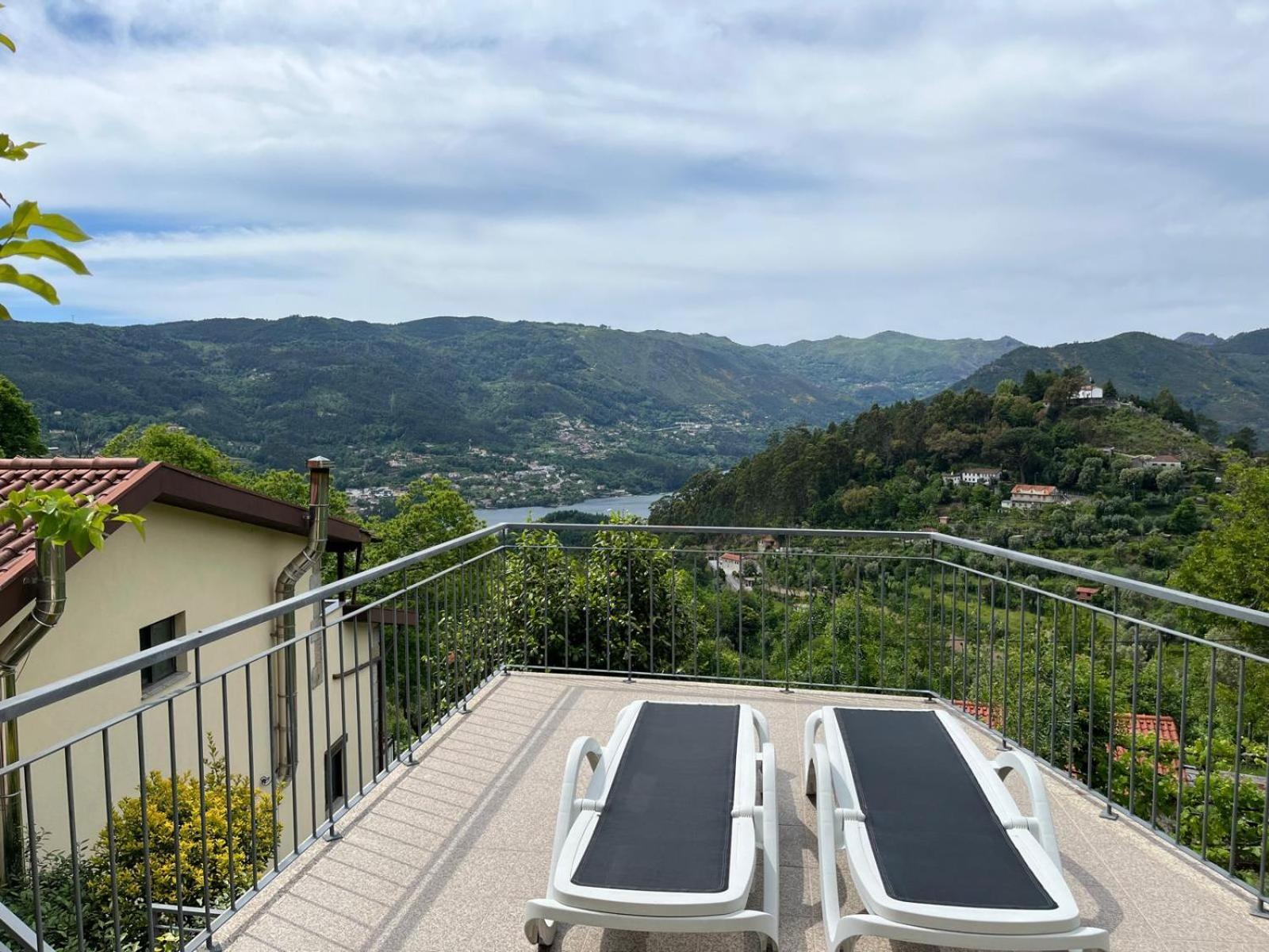 Casa De Casarelhos - Vistas Rio, Campo E Montanha - Lareira Διαμέρισμα Geres Εξωτερικό φωτογραφία